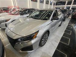 نيسان ألتيما